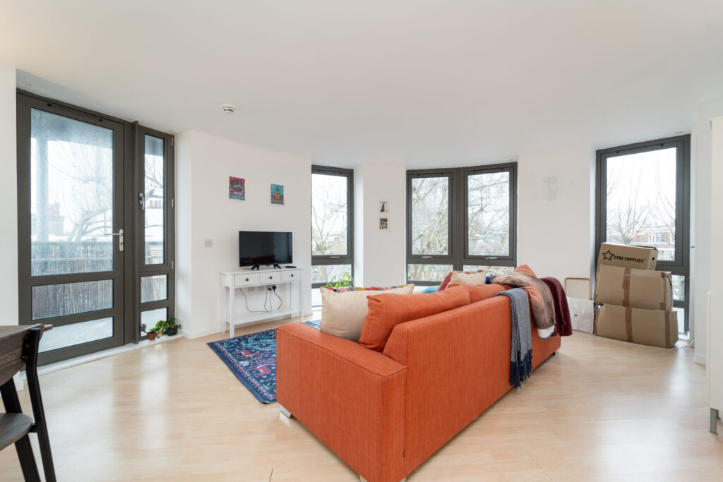 Ashfield Court - London - Lambeth - SW9