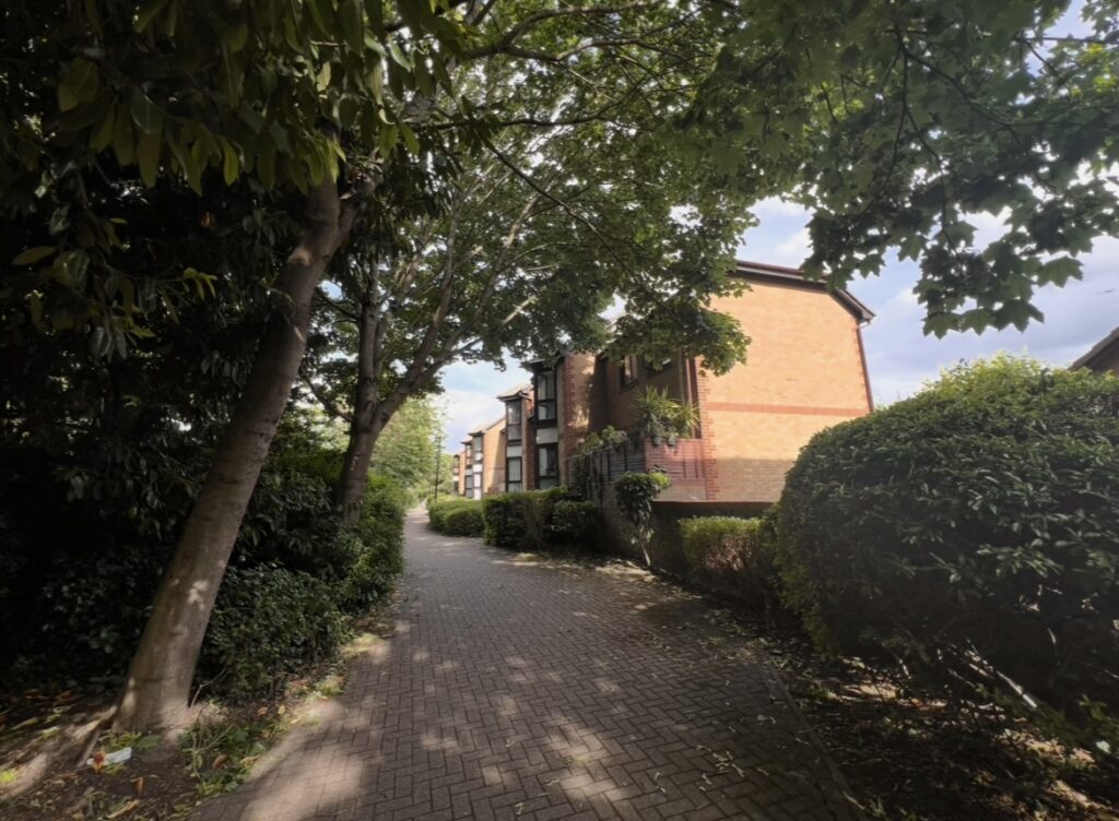 Bramber Court, Sterling Place, Brentford, TW8