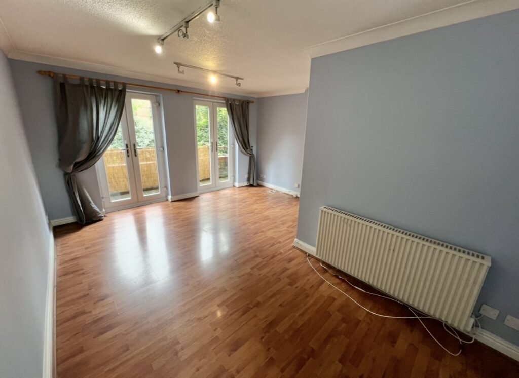 Bramber Court, Sterling Place, Brentford, TW8