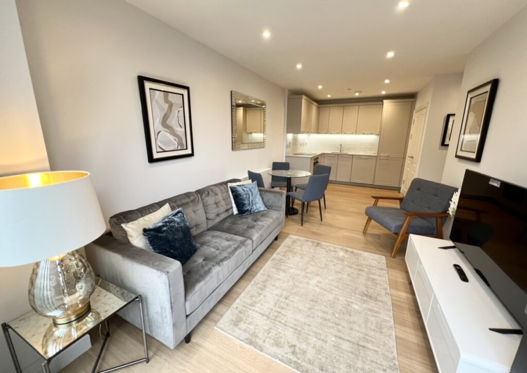 Joseph Huntley Walk, Reading, Berkshire, RG1 3GU