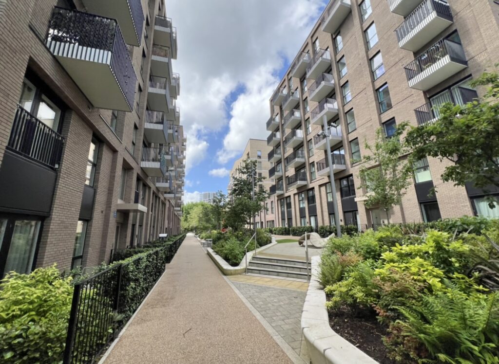 Joseph Huntley Walk, Reading, Berkshire, RG1 3GU