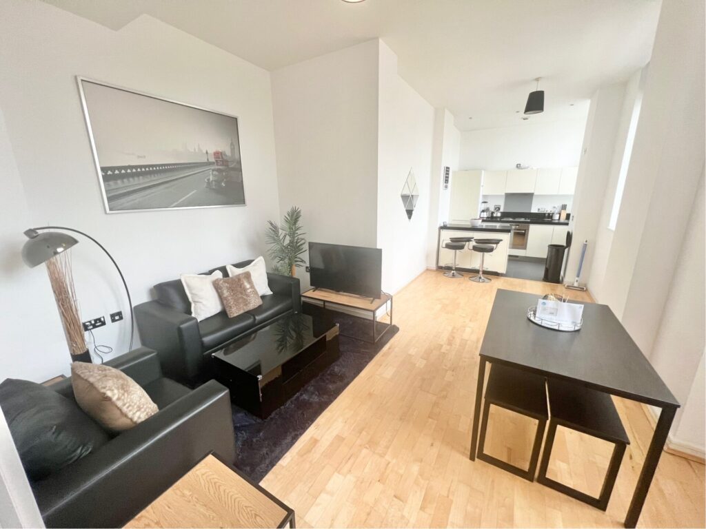 Wallis House, Great West Road, Brentford, Middlesex, TW8 0HE