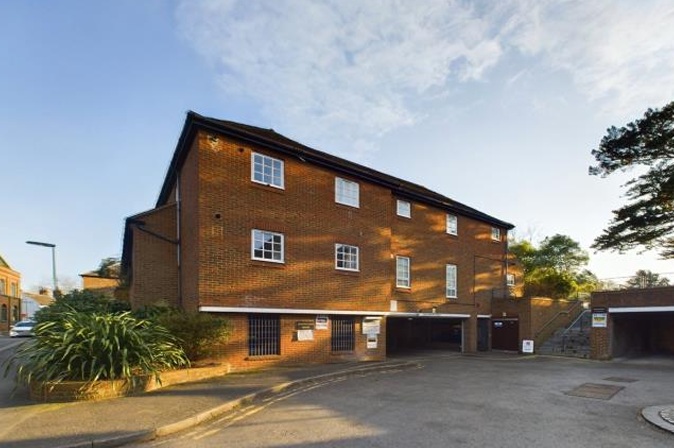 Burton Court, Summer Road, Thames Ditton, Surrey, KT7 0QF