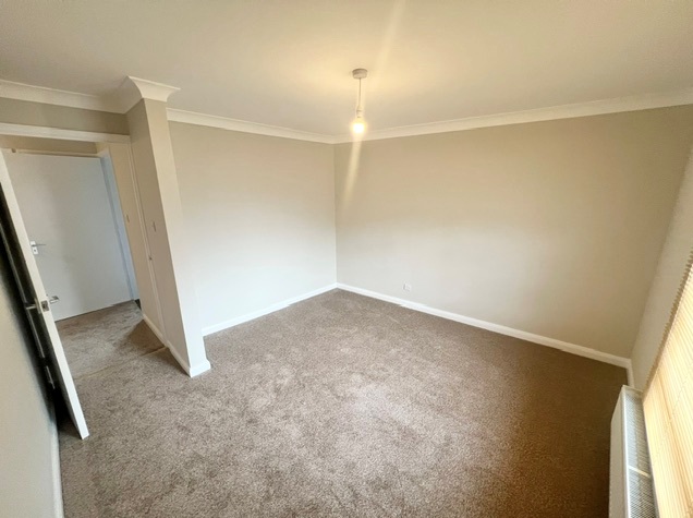Burton Court, Summer Road, Thames Ditton, Surrey, KT7 0QF