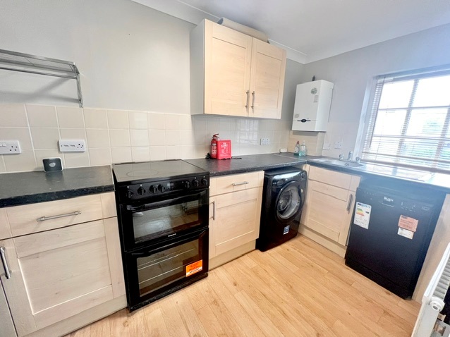 Burton Court, Summer Road, Thames Ditton, Surrey, KT7 0QF